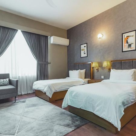 Hillside Residence E-7 By Paramount Hospitality Исламабад Екстериор снимка